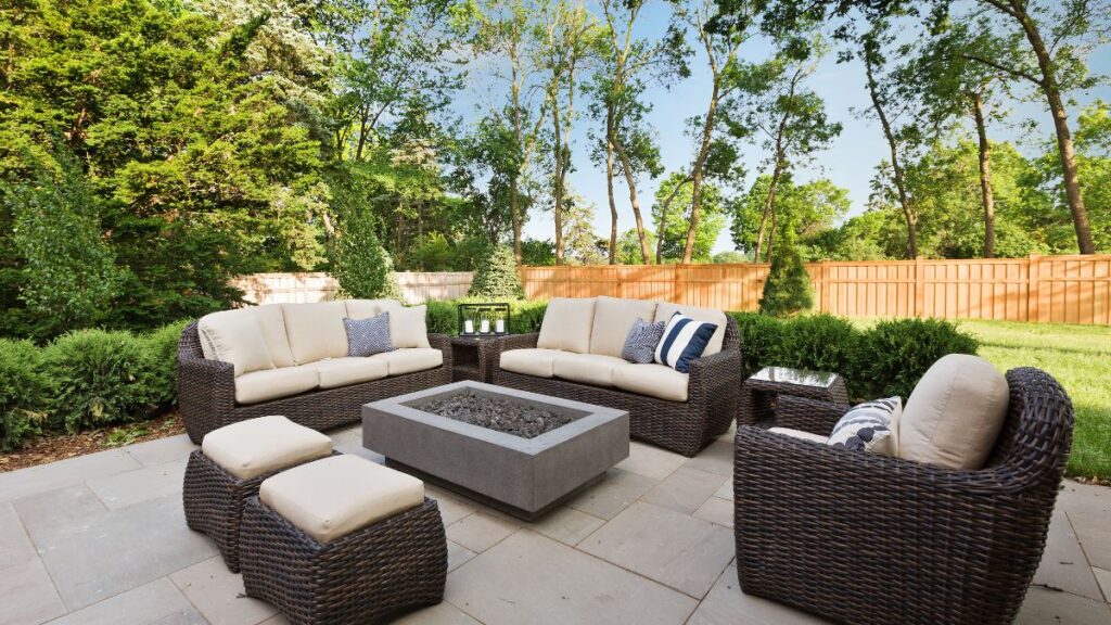 outdoor patio with seating